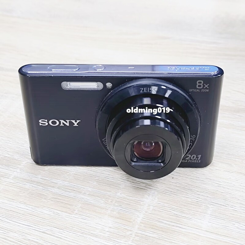 Sony DSC-W830 Cyber-Shot 20.1MP Digital Camera 8x Zoom (Battery,SD