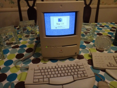 Apple Macintosh Color Classic II 36MB RAM 4GB HD Mac OS 7.6.1