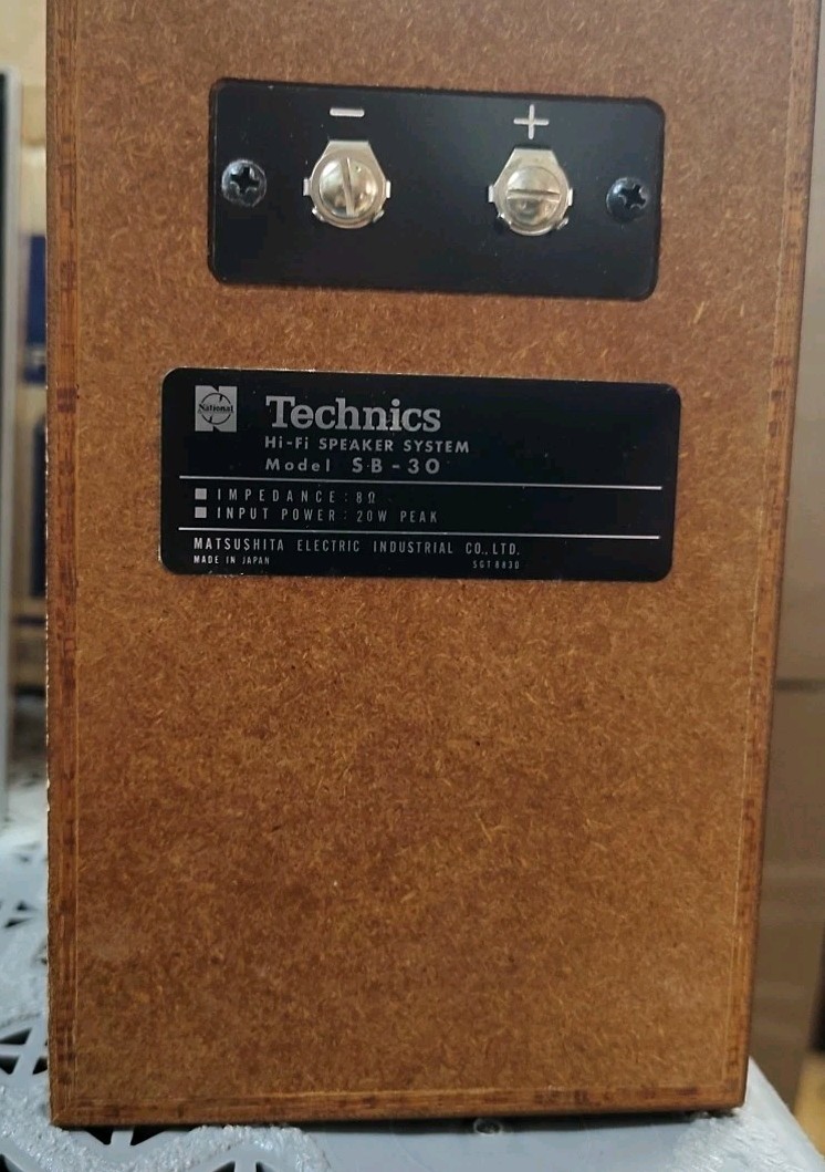 Technics SB-30 Full-Range Unit Equipped Compact Speaker System Set