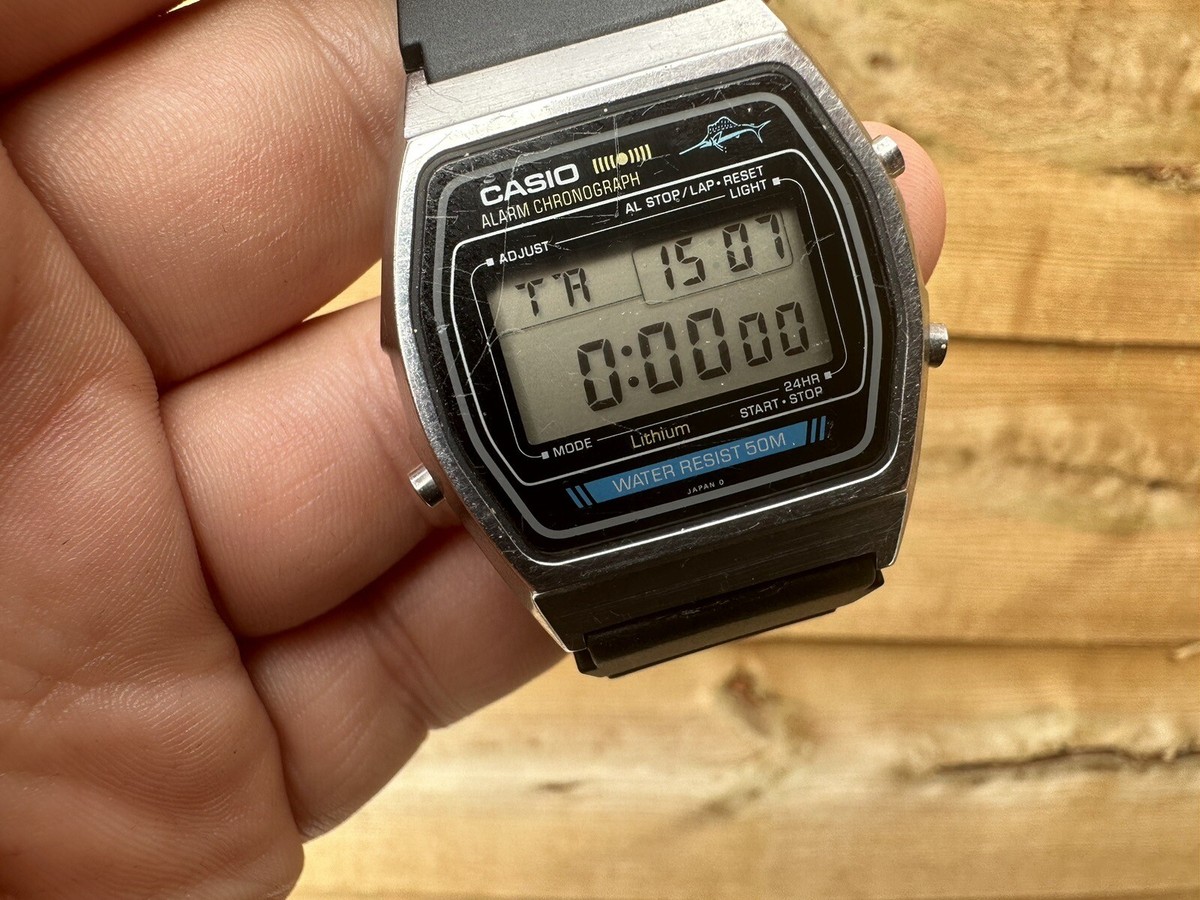 ⭐️ Vintage CASIO W-35 MARLIN 80's STEEL DIGITAL WATCH 248 W35
