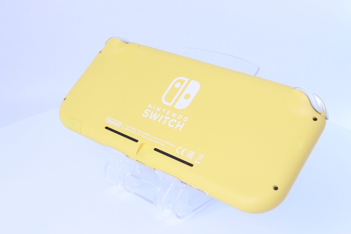 Nintendo Switch Lite Yellow [Rank :S] W/USB cable【 Region Free