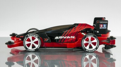 Tamiya YOKOHAMA ADVAN AERO AVANTE LIMITED 1/32 Scale Mini 4WD REV
