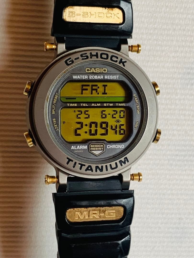 Vintage Casio G-shock Mr-g Mrg-1 Titanium Screwback 1556 Black