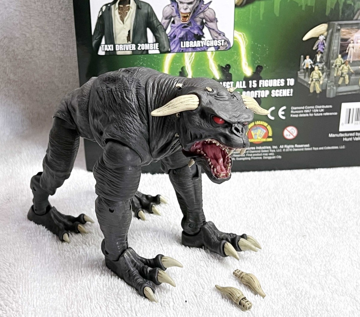 TERROR DOG • COMPLETE w/BOX • DIAMOND SELECT 1984 GHOSTBUSTERS