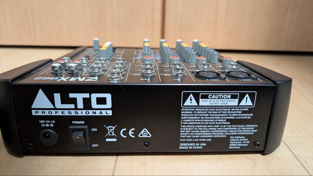 Alto Professional 6 Channel Compact Mixer ZEPHYR ZMX862 Effector