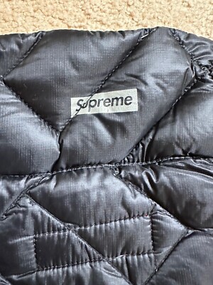 Supreme Spellout Quilted Lightweight Down Jacket Men's size Medium