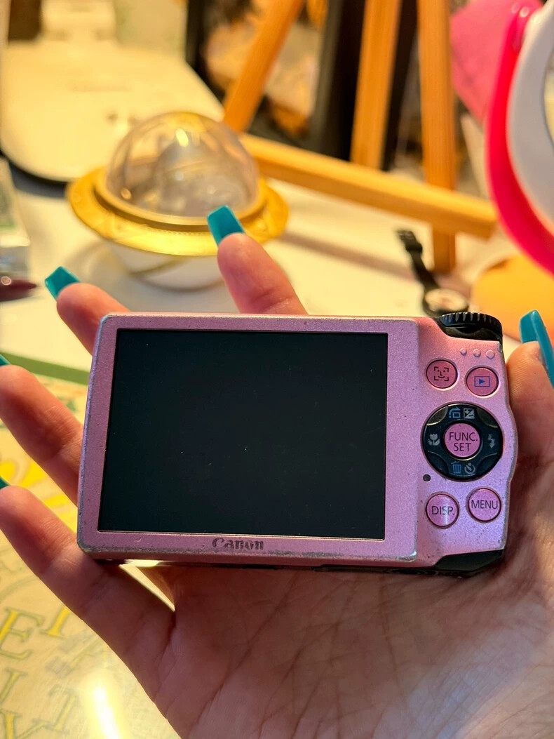 Canon PowerShot A3300 IS Pink 16MP 5x zoom 3.0