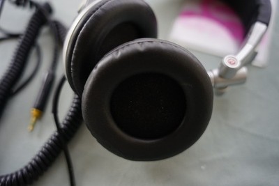 SONY MDR-Z700 DJ Dynamic Stereo Headphones Made in JAPAN mini plug