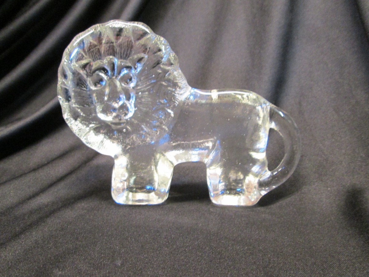 KOSTA BODA Art Glass LION Figurine 4