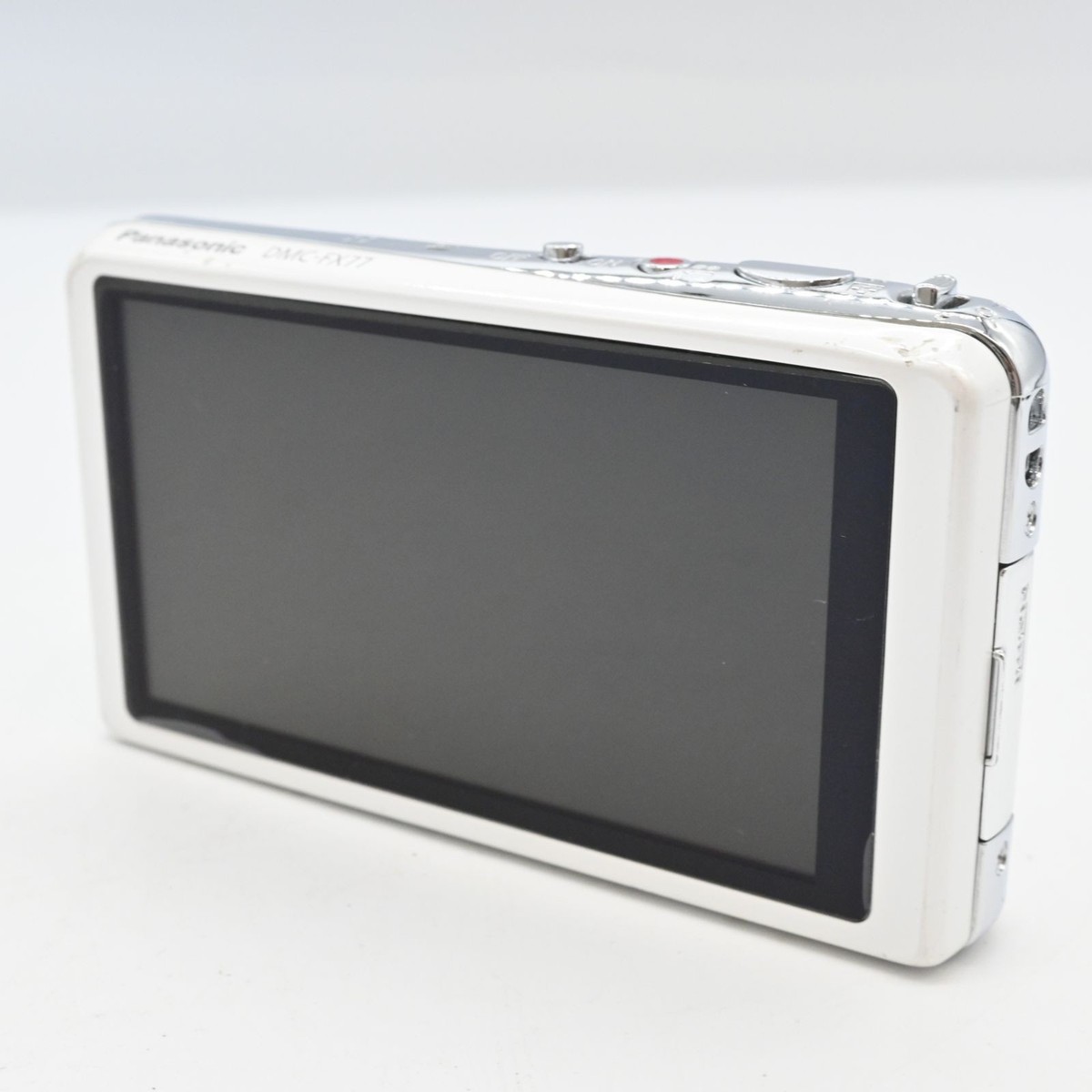 Panasonic LUMIX DMC FX77 Digital Camera Lily White 5x Optical Zoom