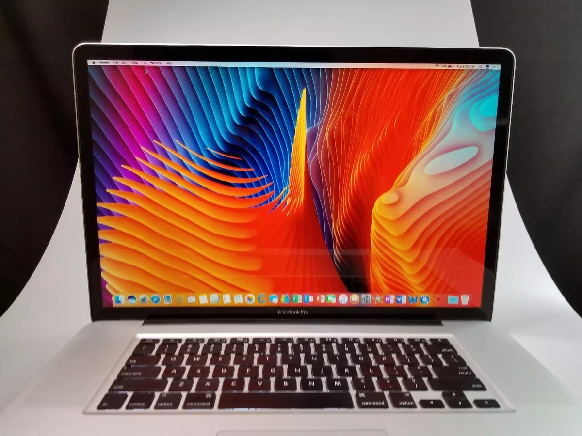UPGRADED APPLE MacBook Pro 17'' QUAD Core i7 3.4GHz 16GB 2TB SSD 3