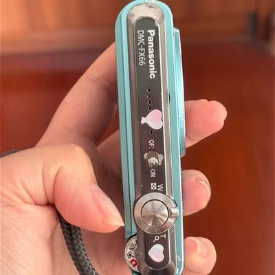 Panasonic LUMIX DMC-FX66 Digital Camera 14.5 MP 5x Optical Zoom AF