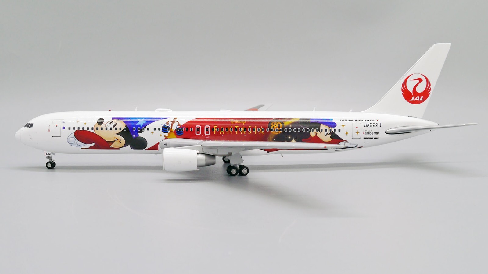 JAL 1/200 ミッキーマウス90周年BOEING 767-300ER JAL 767-300ER