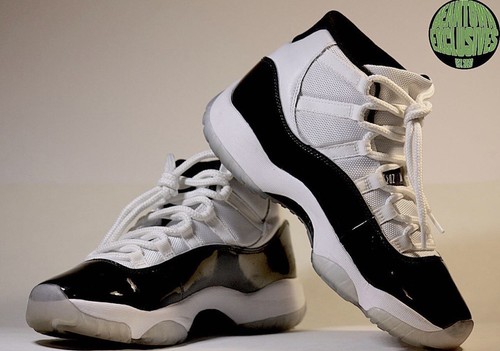 Size 8.5 - Jordan 11 Retro Concord 2018 (LIGHTLY USED