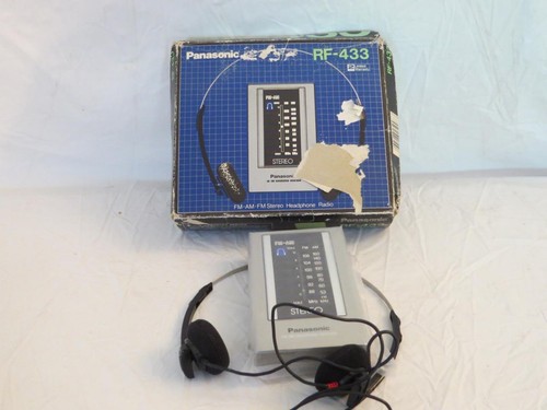 Vintage Panasonic RX-DS17 Portable Stereo CD/Cassette/AM-FM With