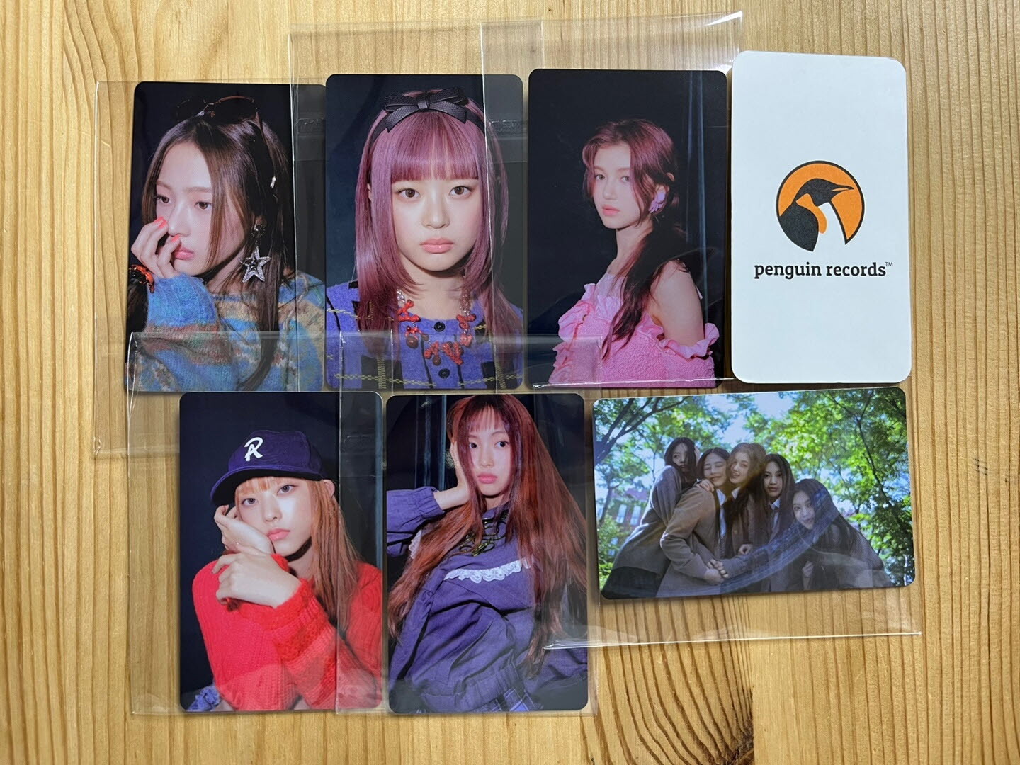 NewJeans - 1st Single OMG WEVERSE SHOP POB PHOTO CARD LENTICULAR