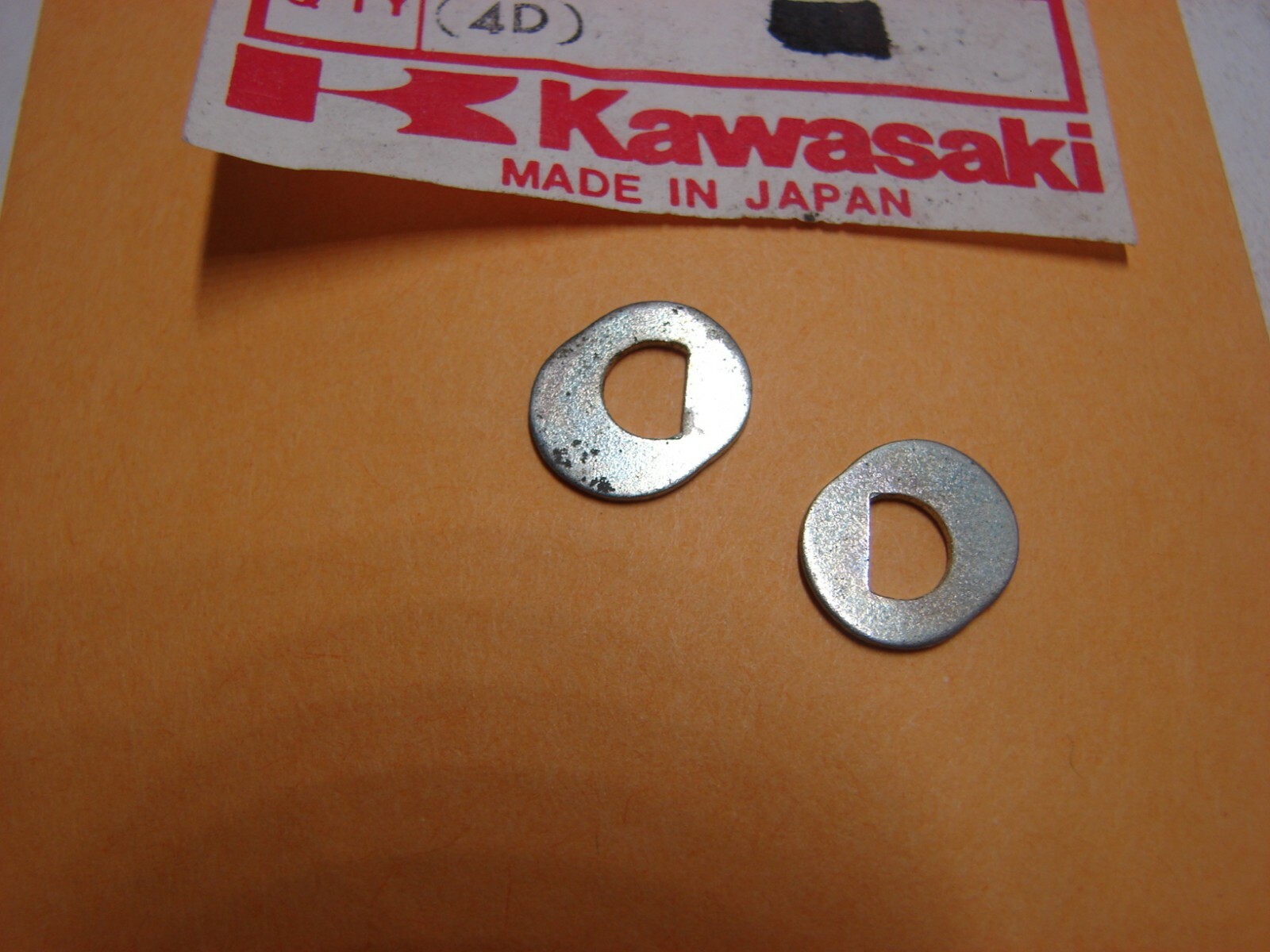 NOS 73 74 75 KAWASAKI Z1 900 SEAT LOCK LATCH LOCK WASHER 92088-017