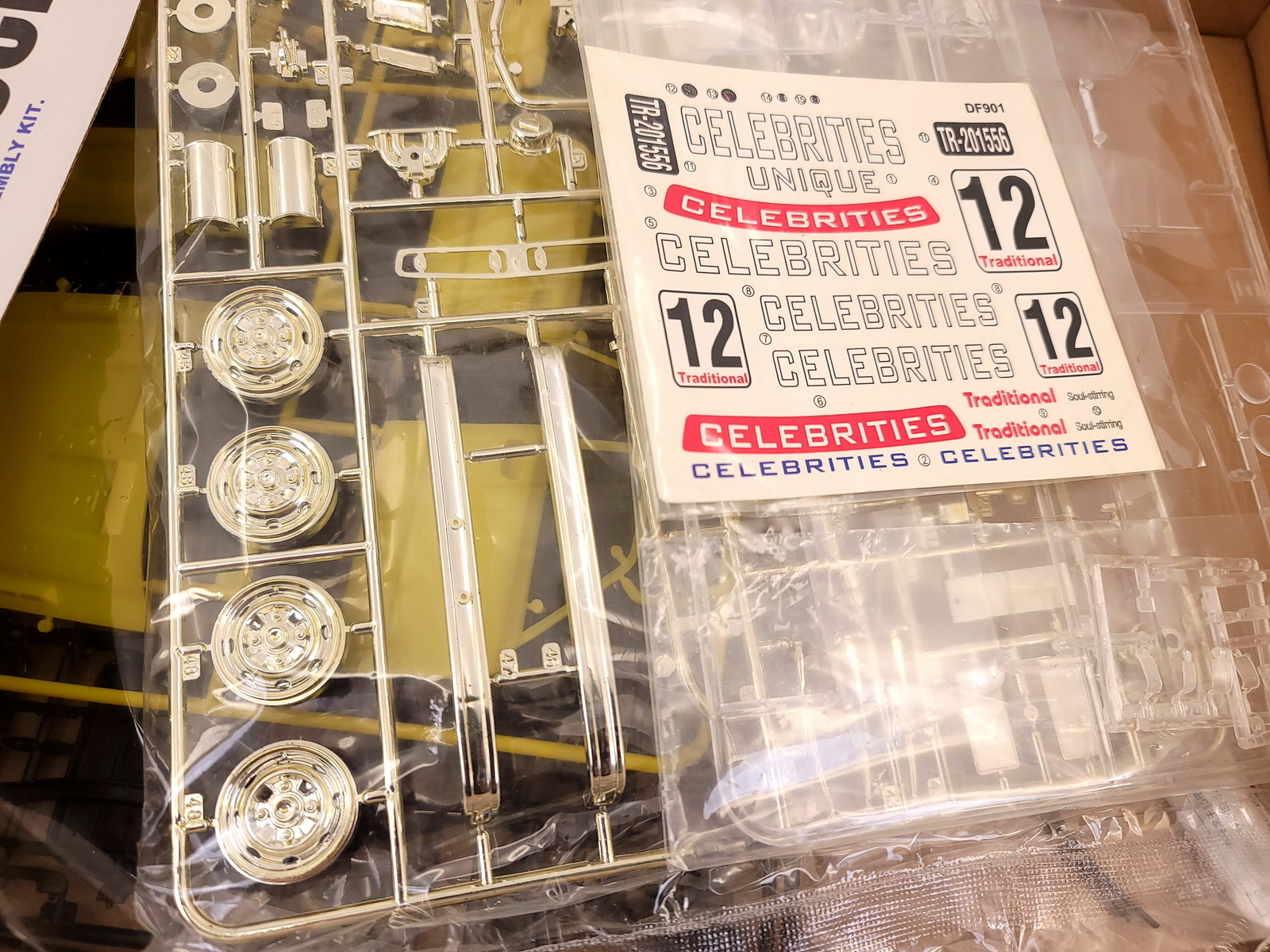 1/16 scale HONDA CIVIC Mk.1 GF 5-door IMITATIVE RACER kit by