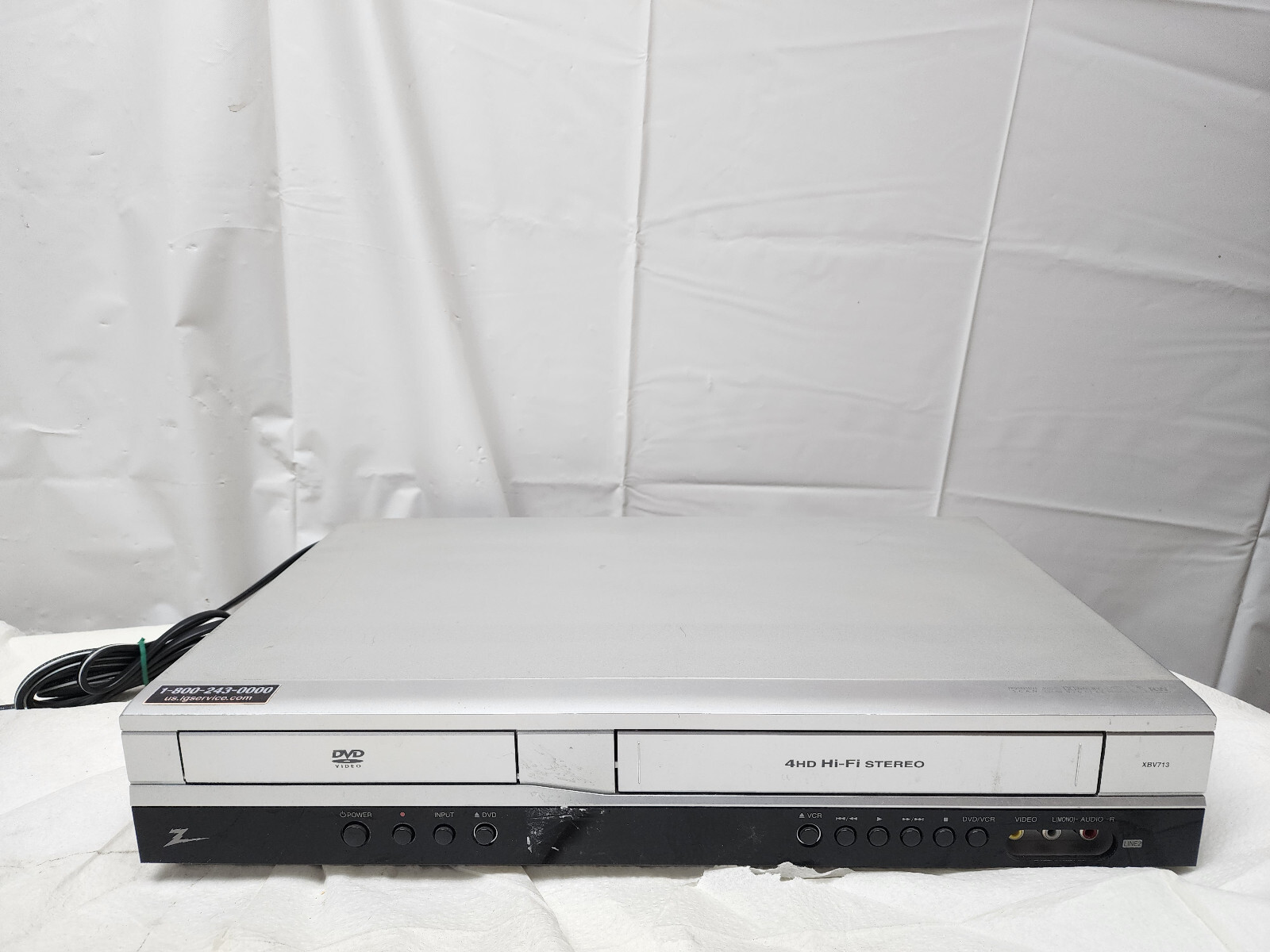 Zenith VCR/DVD Combo DVD/VHS VCR - XBV713 - Great Condition - NO