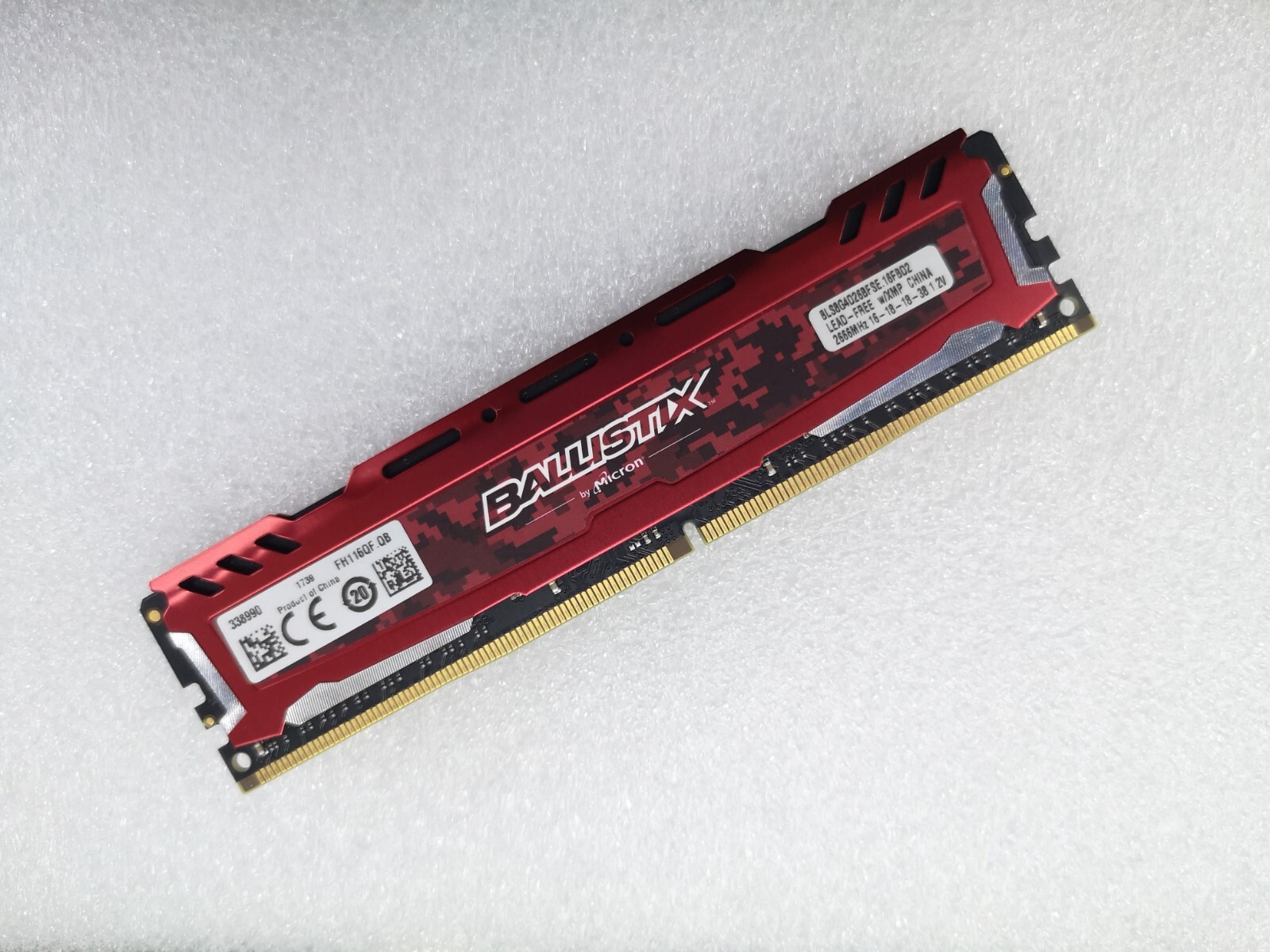 Crucial 8GB DDR4 2666 Desktop DIMM RAM PC4-21300 XMP by micron