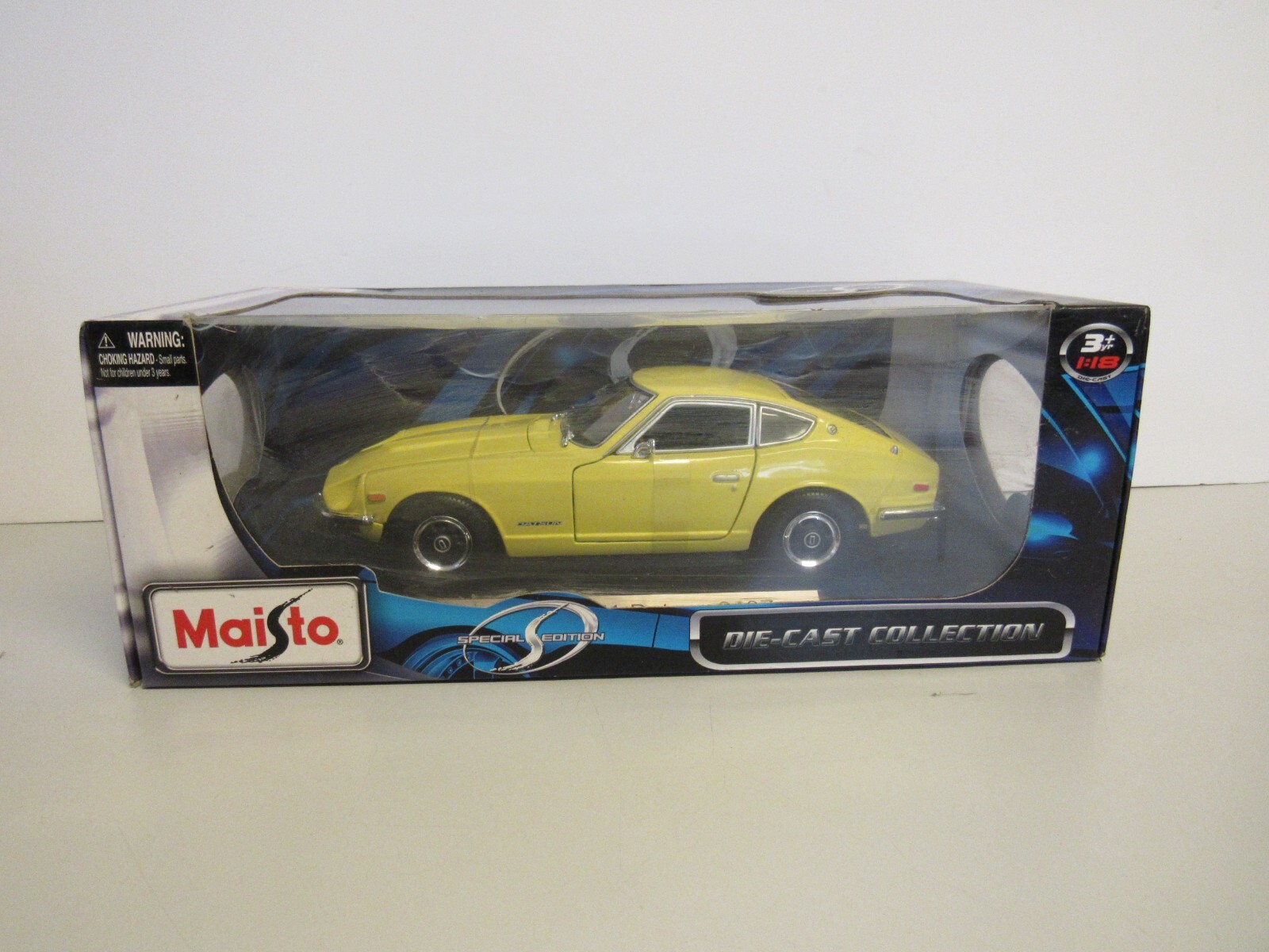 Maisto Special Edition 1971 Datsun 240Z 1:18 Scale Diecast Model