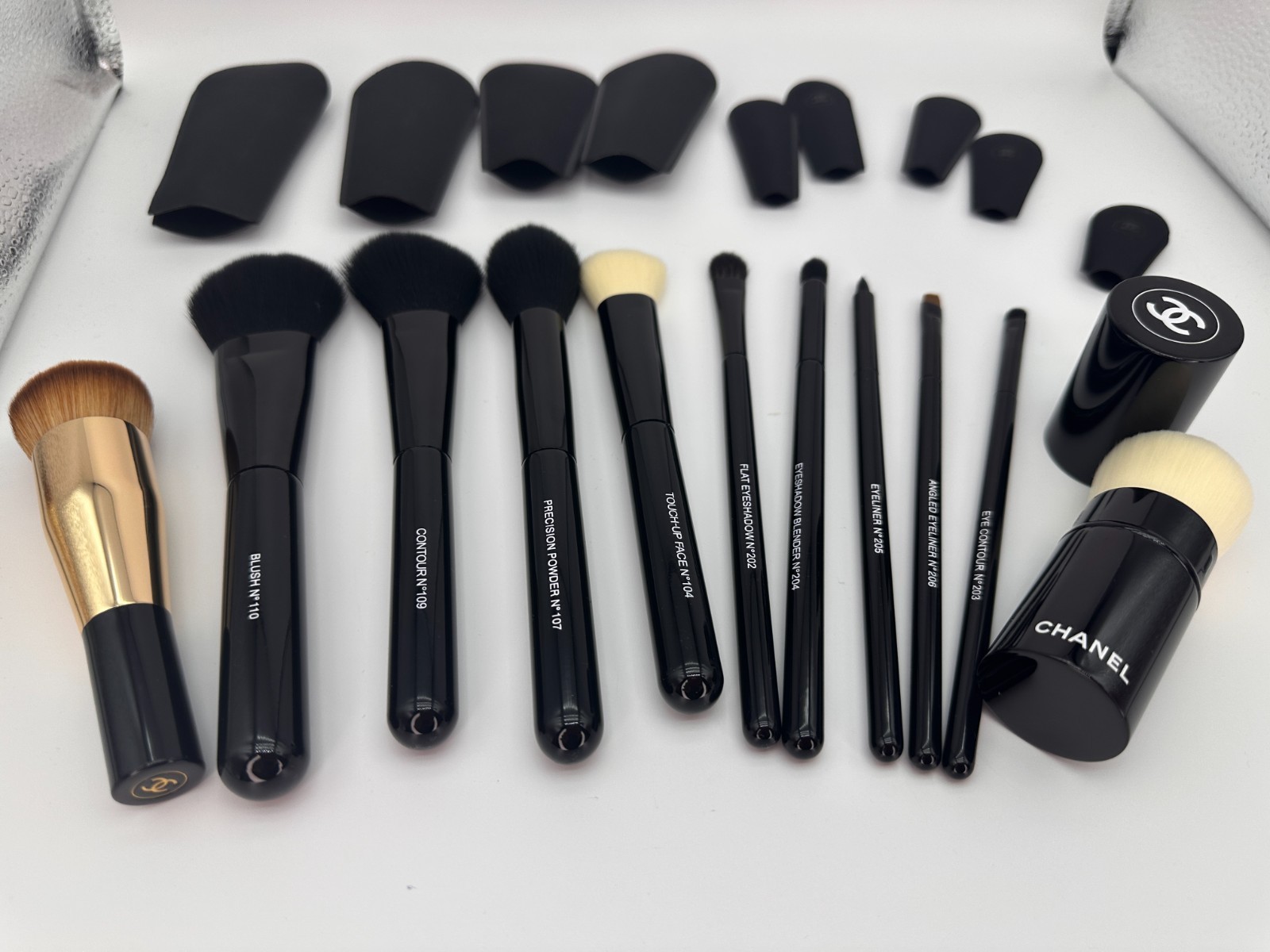 Chanel 11pc Makeup Brush Set – Foundation, Blush, Contour