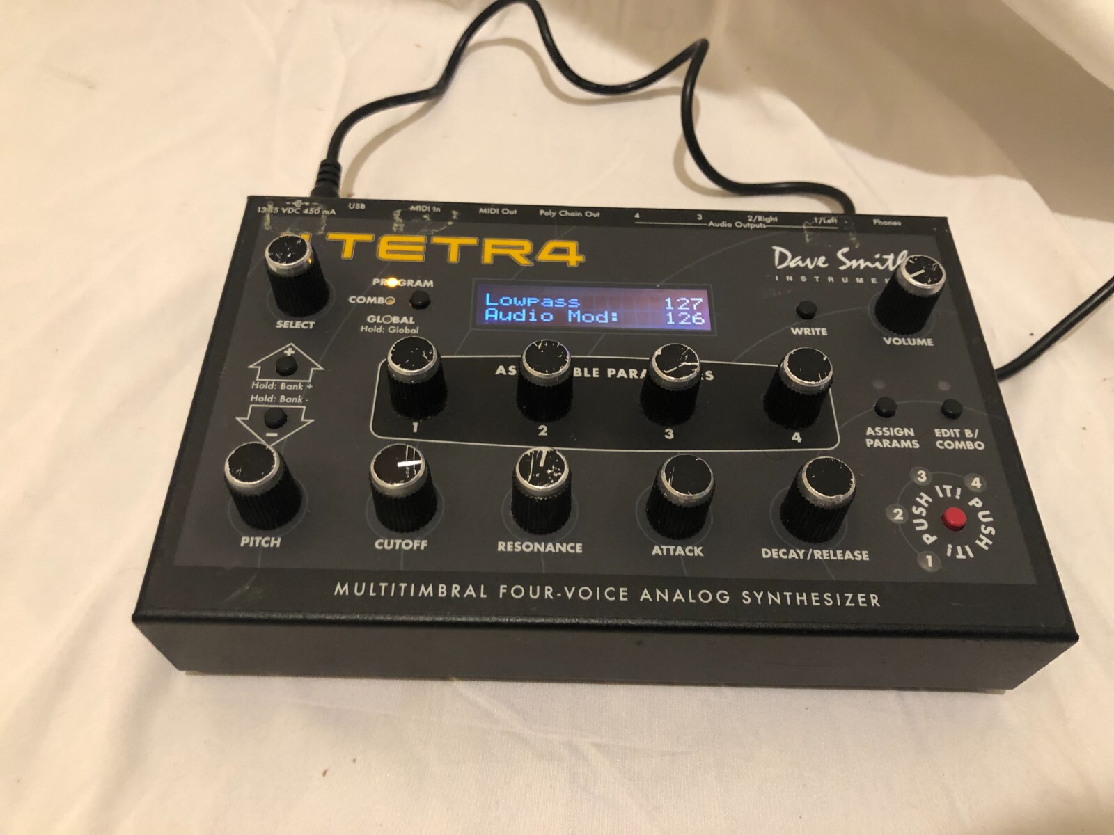 Dave Smith Instruments Tetra4 Multitimbral (x4 voices) analog