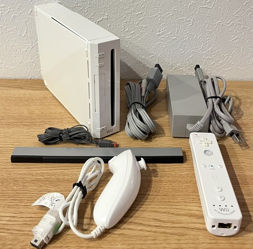 Nintendo Wii Video Game System Console with Accessories Japan