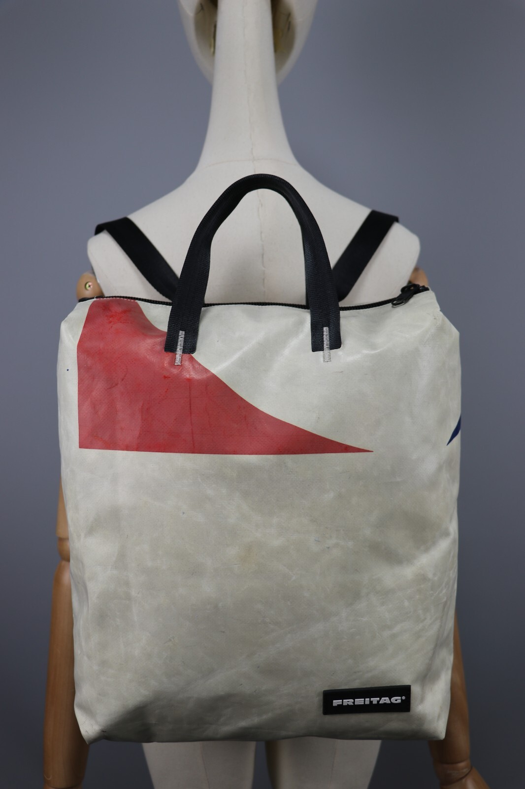 FREITAG F201 PETE Authentic CLASSIC White/Red PVC BACKPACK Size