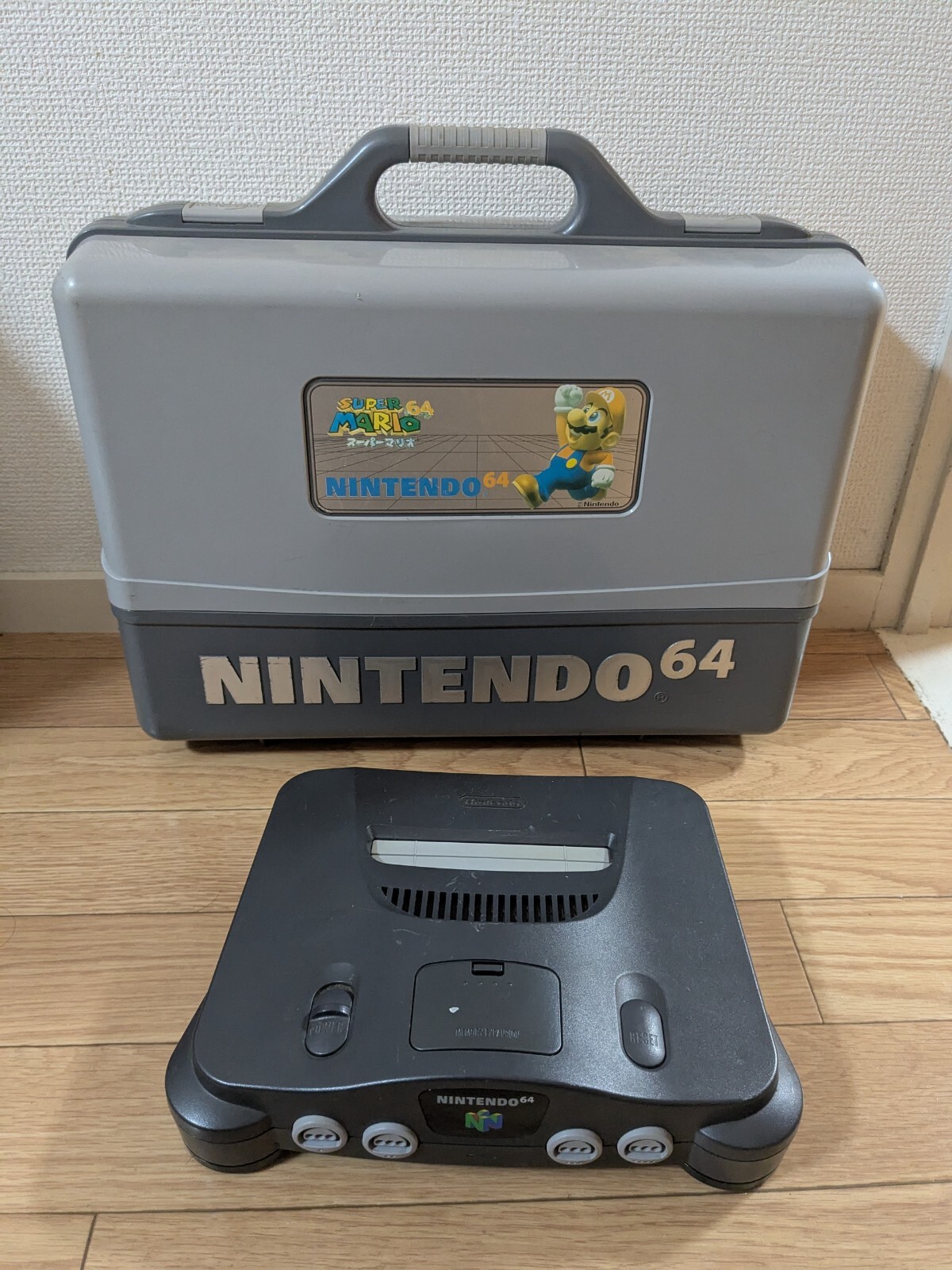 Nintendo64 N64 carry case Super Mario Ver With Console