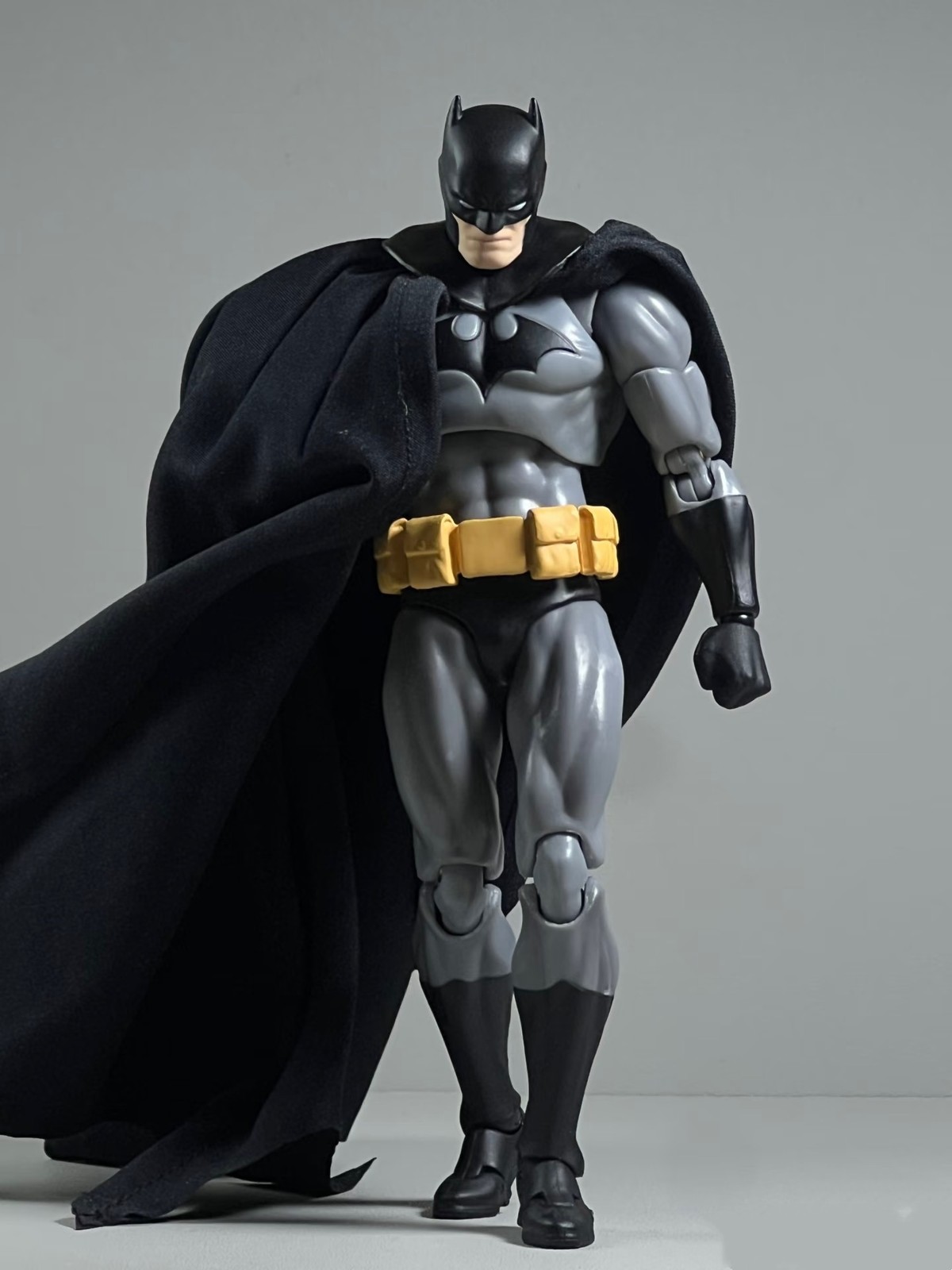 In Stock CT Toys MAFEX No.126 Hush Batman Black Ver. Action Figure