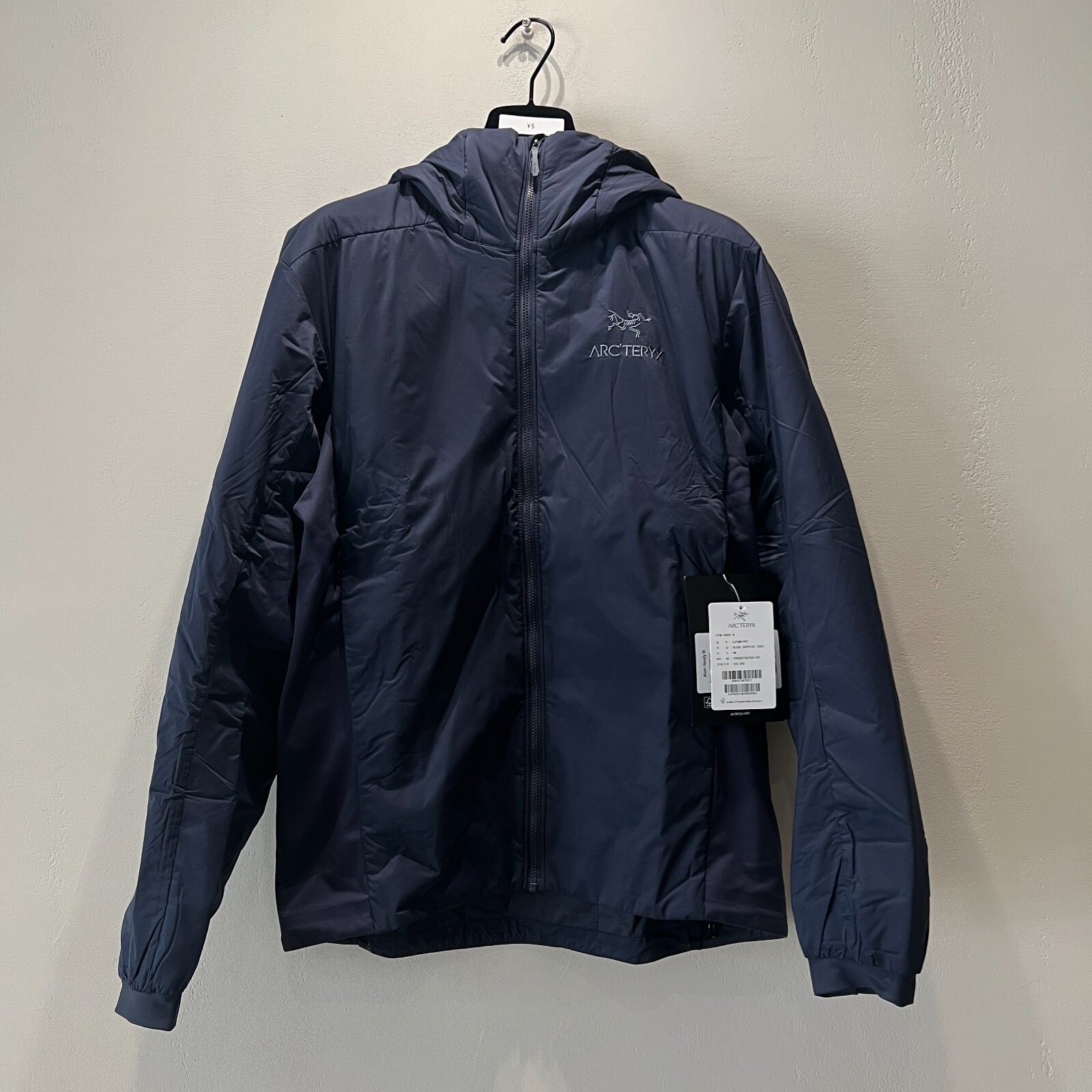 Arc'teryx Atom Hoody Black Sapphire Tracking Jacket 7487 100