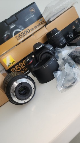 Nikon D5200 Digital SLR Camera | 24.1 MP | 3 in Screen | Black