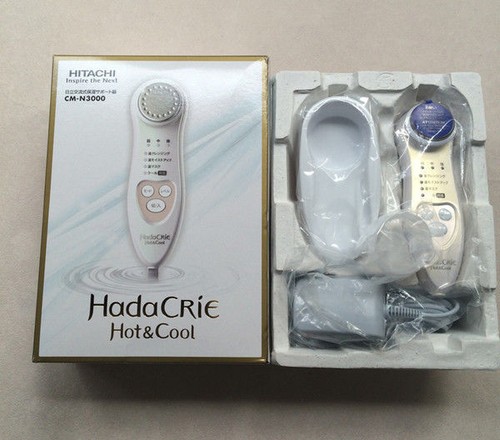 HITACHI Hadacre CM-N5000 Hot and Cool Rechargeable Moisturizing