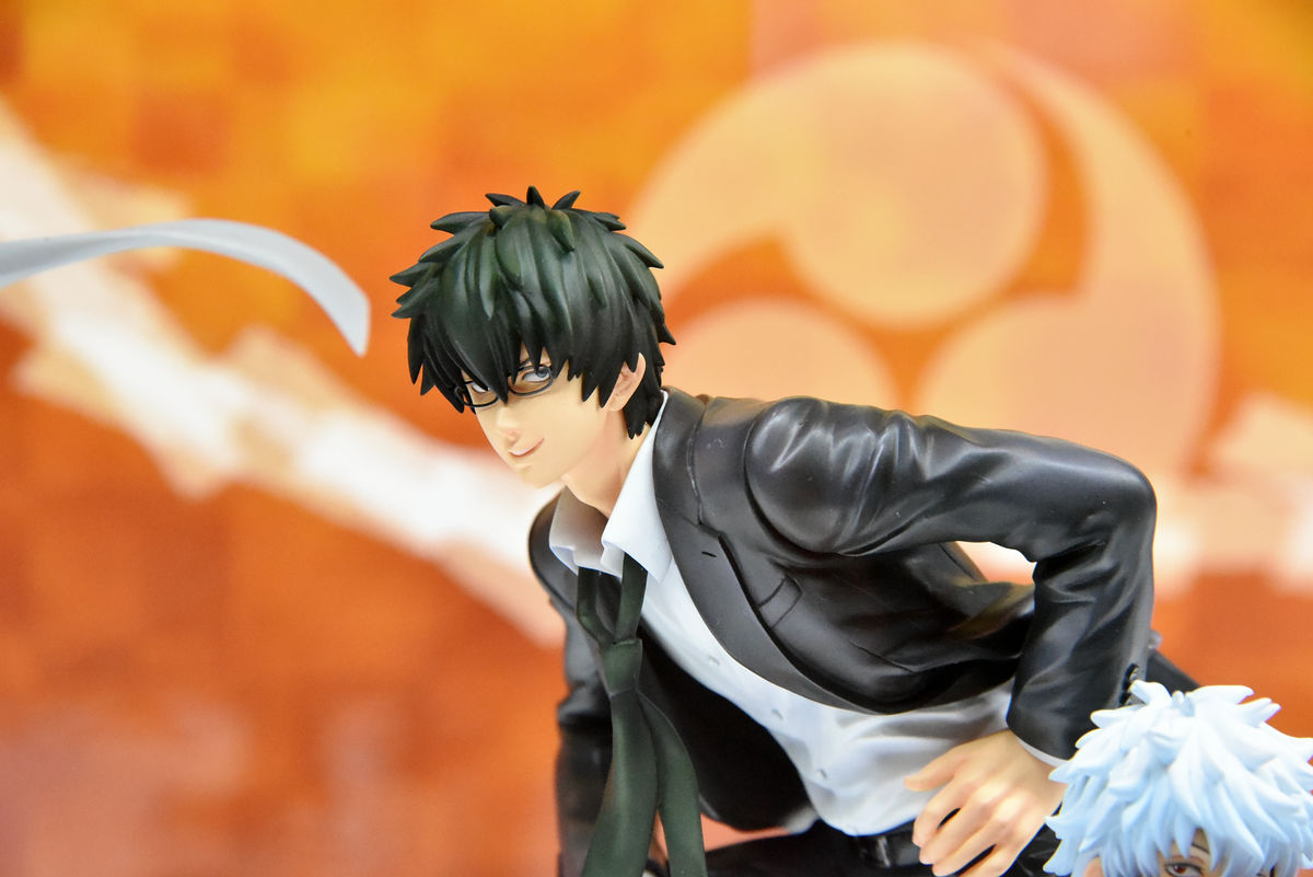 銀魂」銀時と土方が黒スーツ姿で並ぶ＆沖田は性転換篇で女体化した