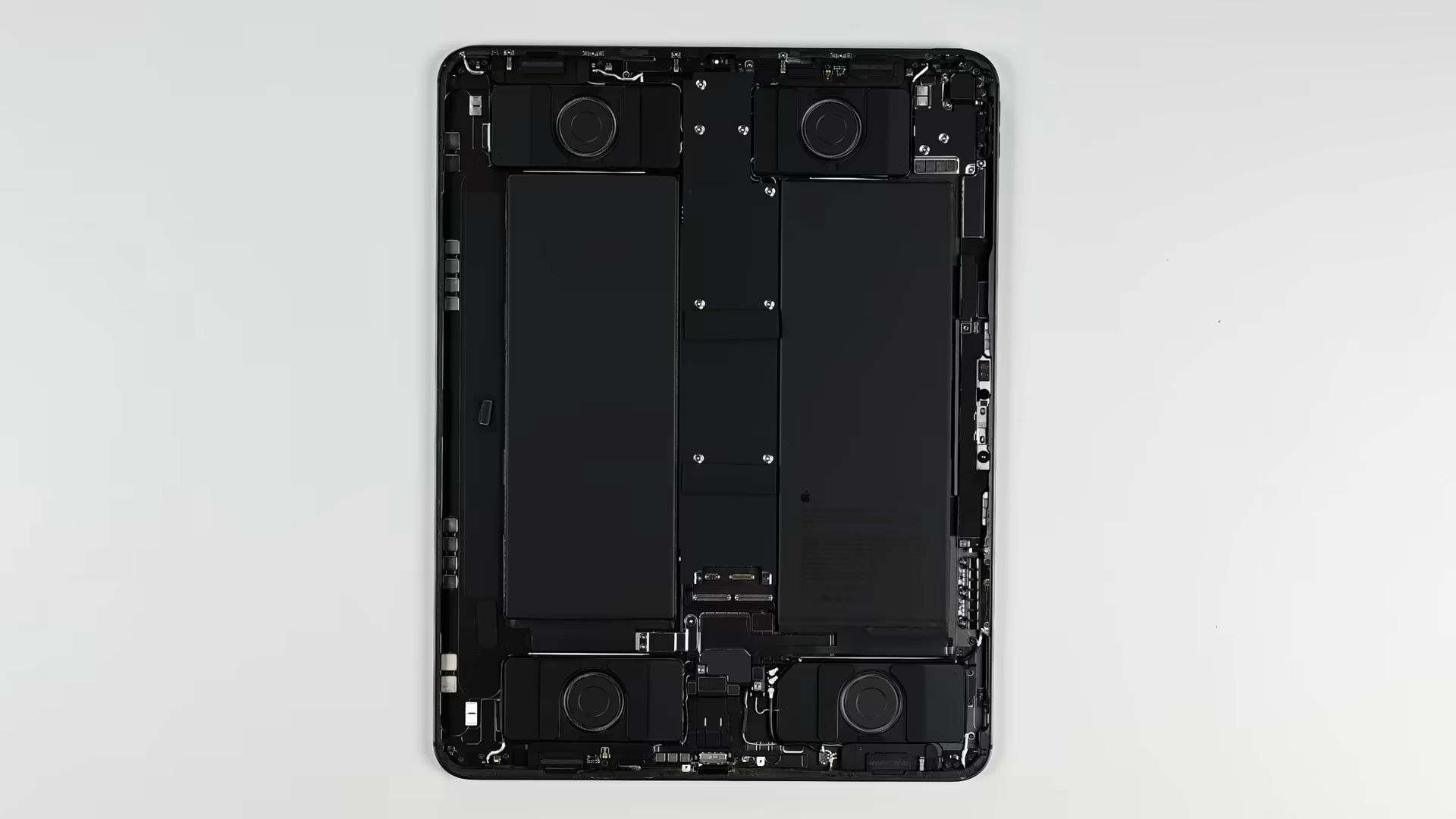 M4搭載iPad Proをバラバラに分解したところバッテリー交換がこれまで