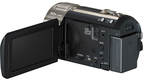 Panasonic HC-V720 Review | PCMag