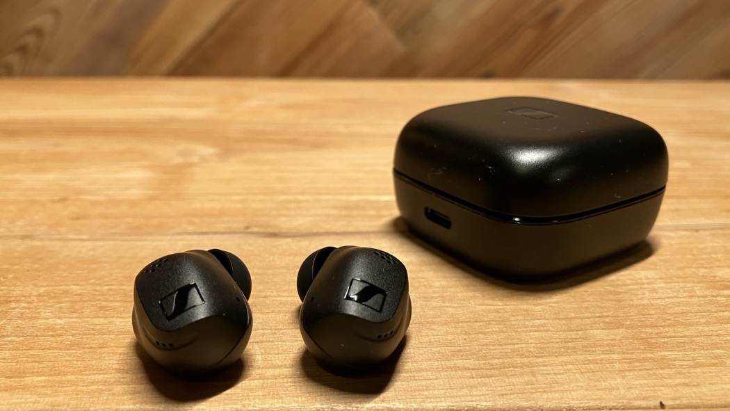 Sennheiser Accentum True Wireless Review | PCMag