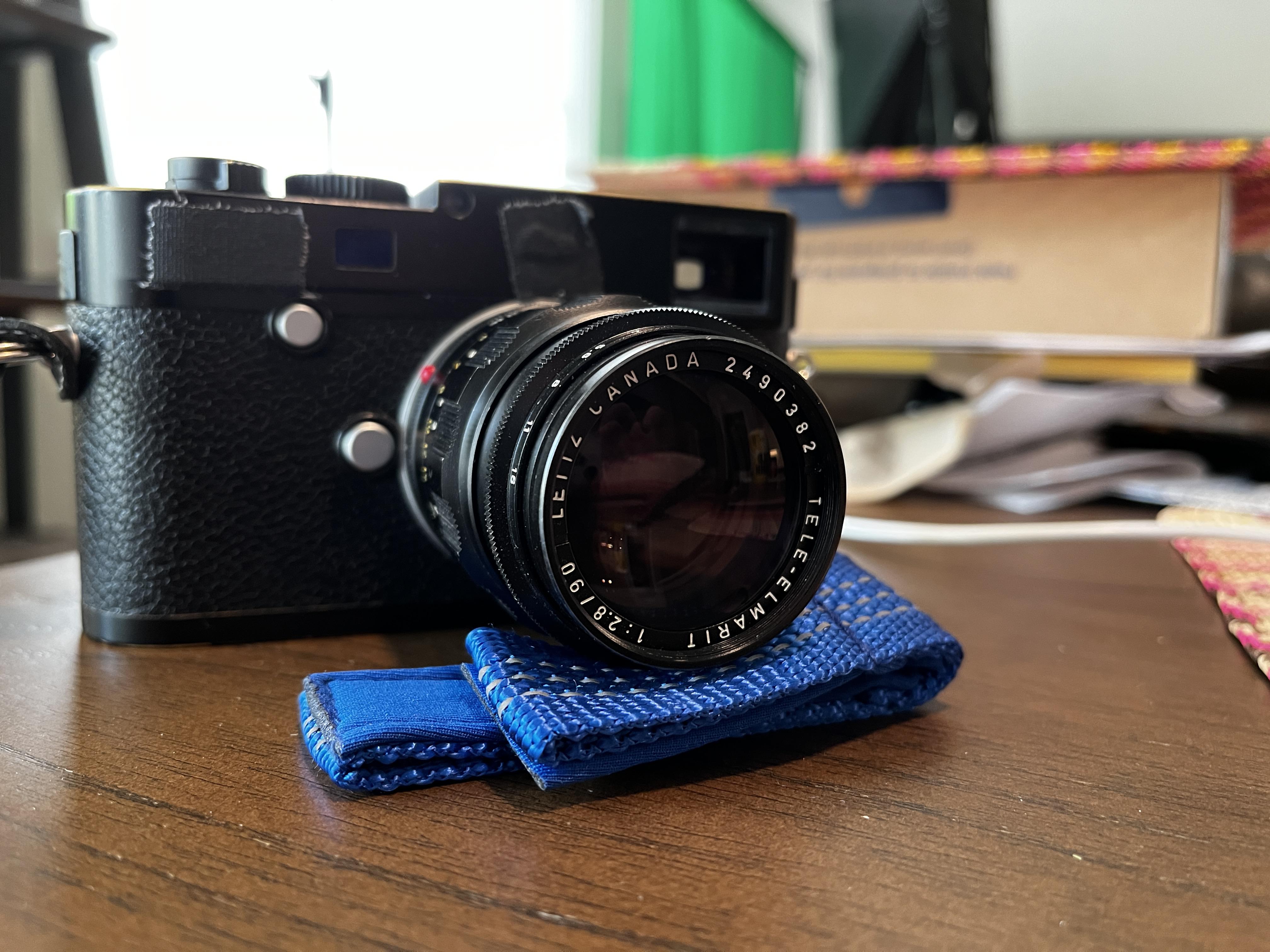 This 90mm Tele-Elmarit f/2.8 (11 800) is a beast: Ken Rockwell