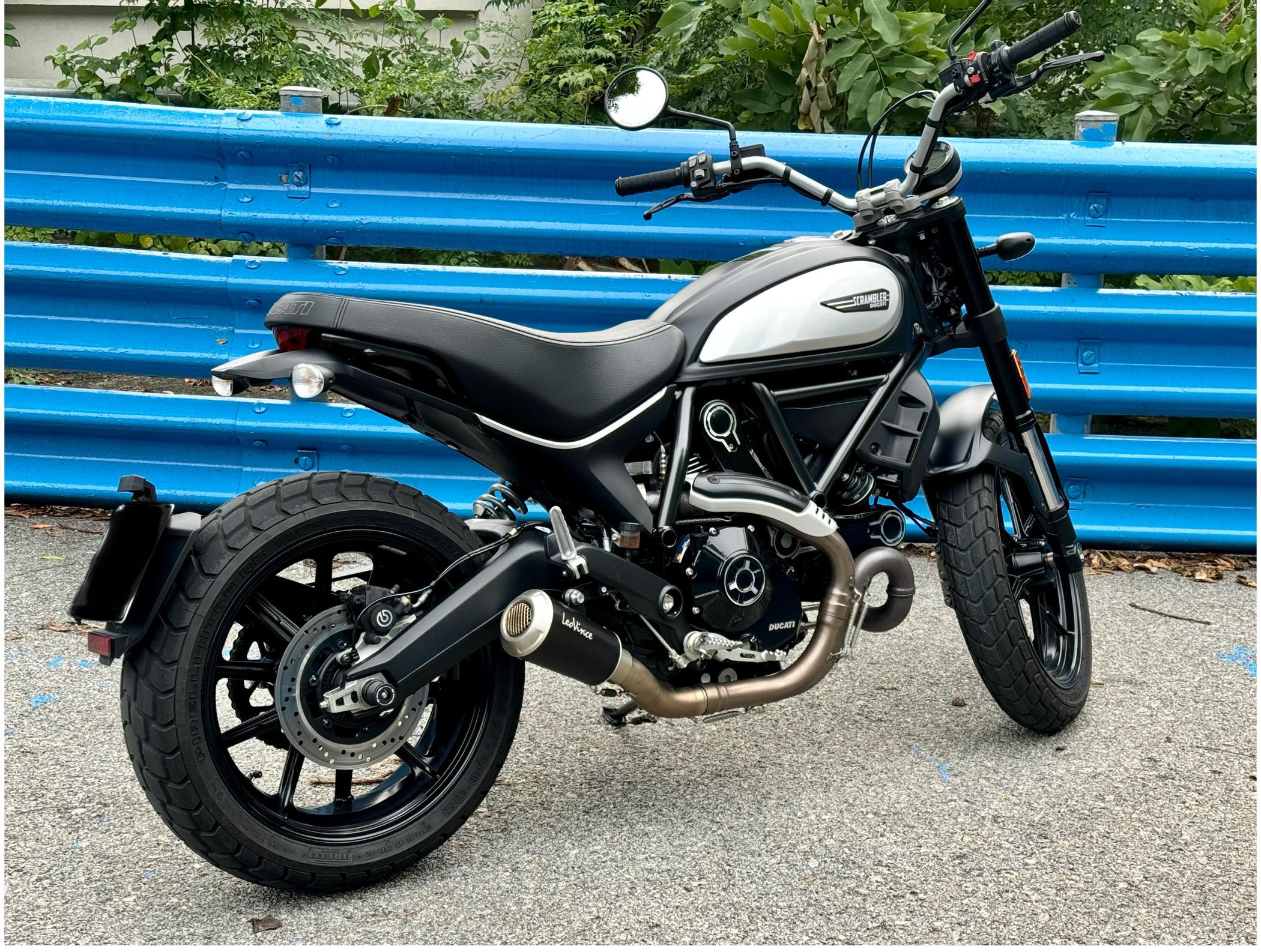 Muffler leovince lv 10 reducing power ? : r/DucatiScrambler