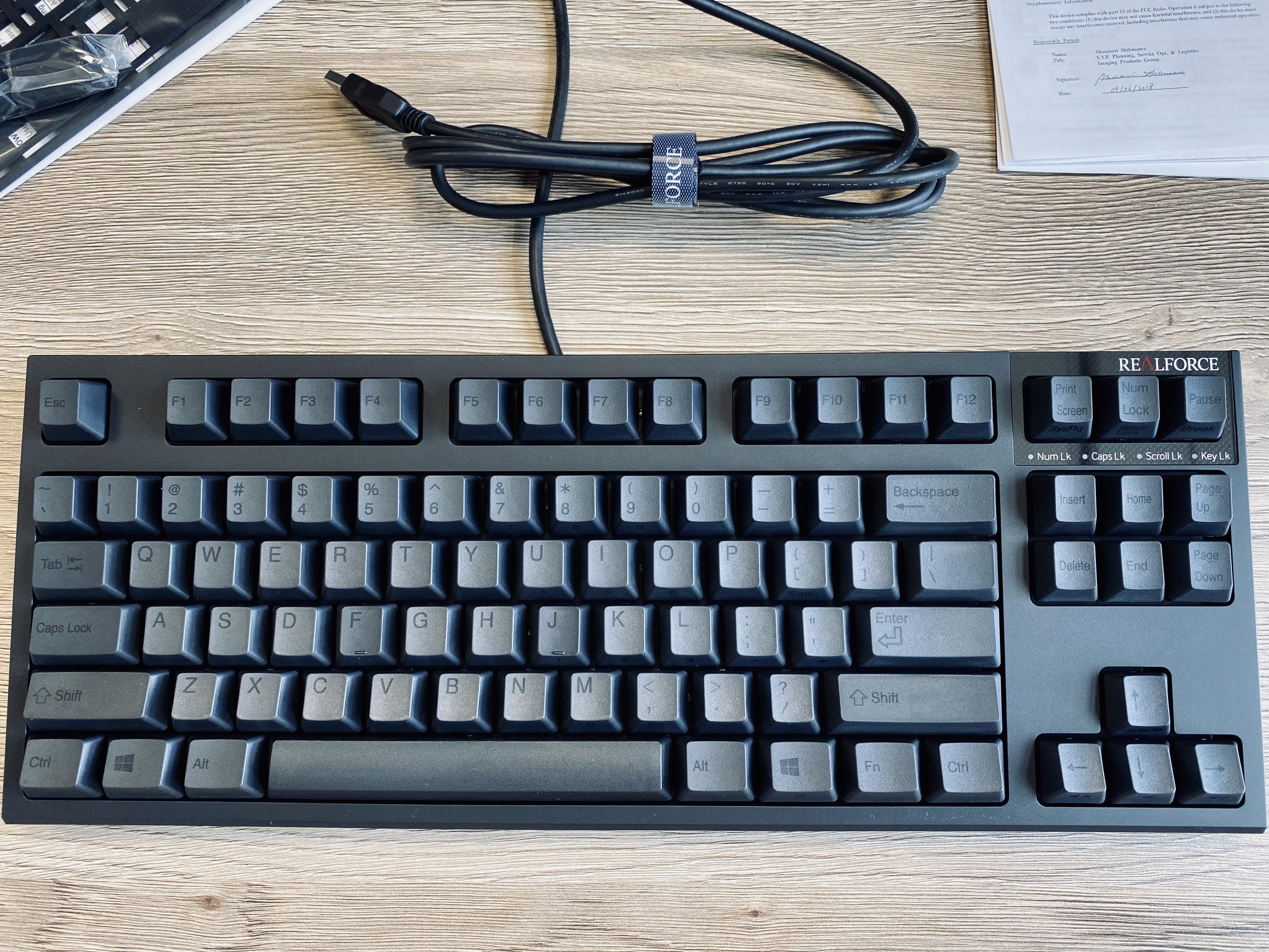 I bought the Realforce TKL SA / R2TLSA-US4-BK. PFU Limited Edition