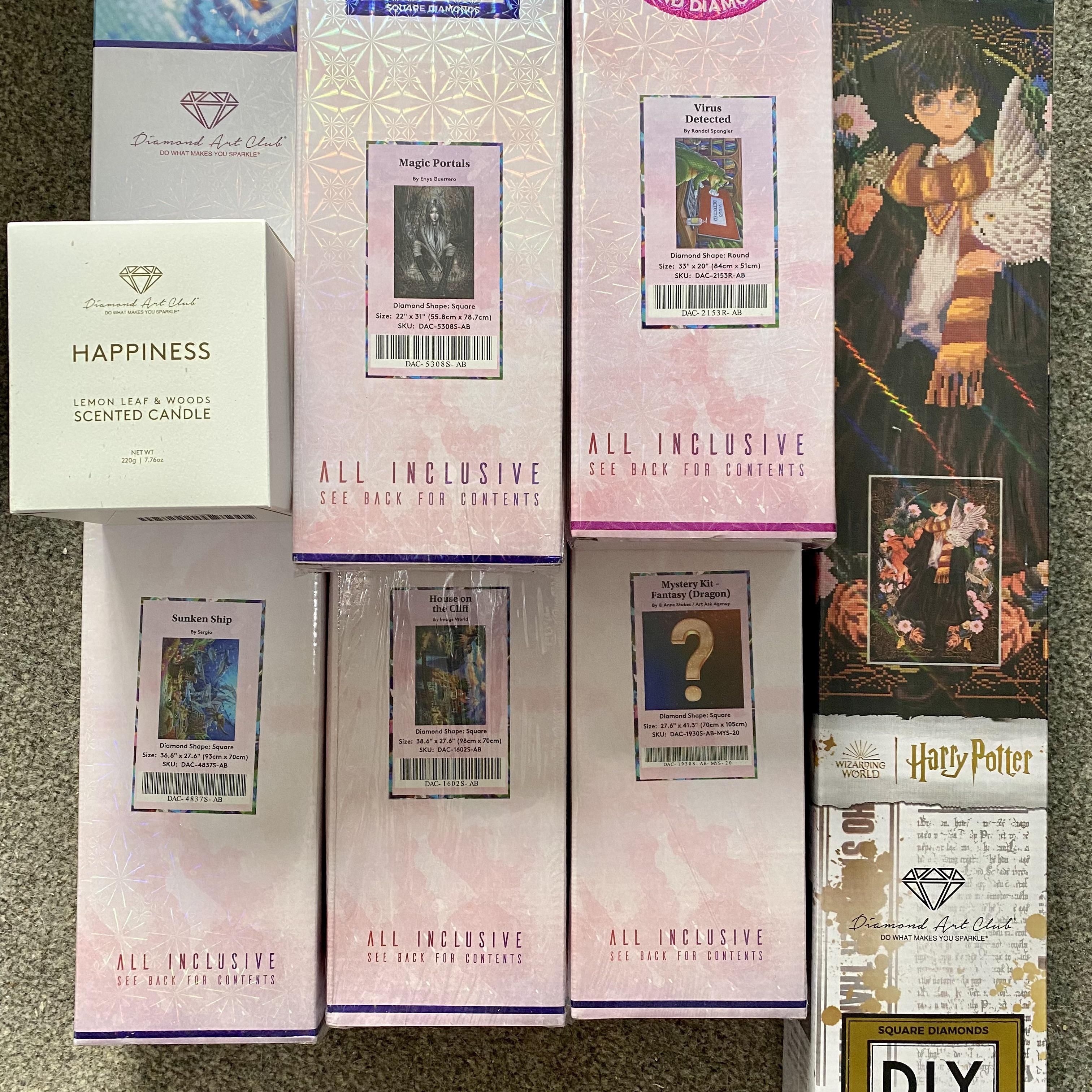 それで、私のDiamond Art Clubのミステリーボックスが届いたんだけど