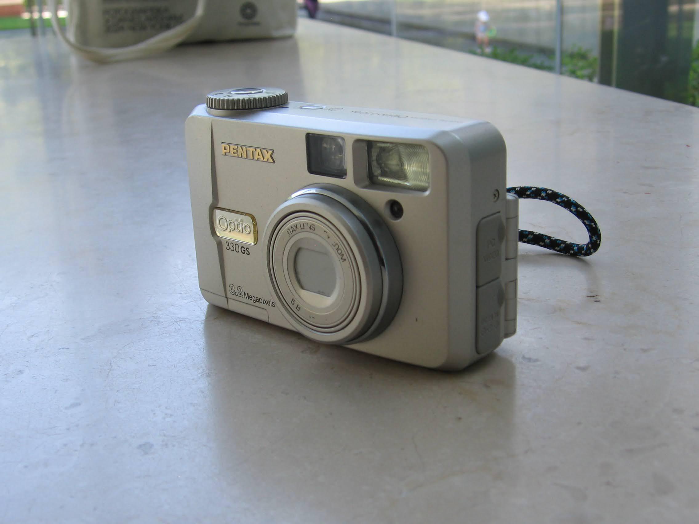 Pentax Optio 330GS : r/VintageDigitalCameras