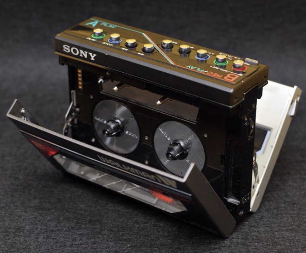 ソニーWM-W800、1985年製ダブルカセットプレーヤー/レコーダーを使って