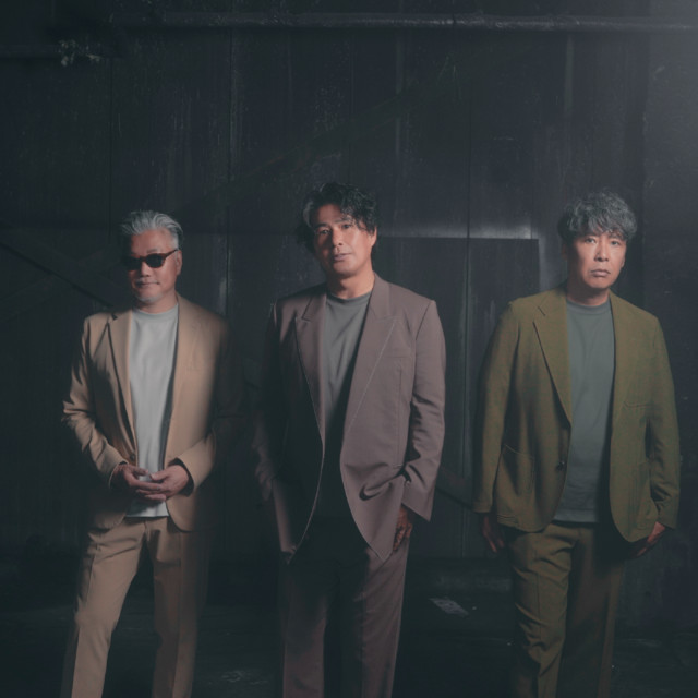 Somebody/Live On in Skoop Performance 2…