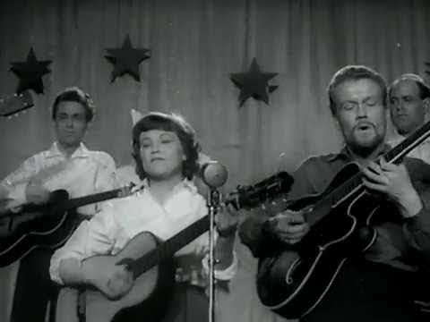 Freight Train - Nancy Whiskey - YouTube