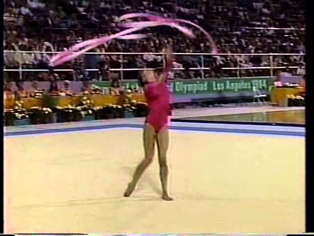 ロサンゼルスオリンピック 新体操 個人総合決勝 (1984年) - YouTube