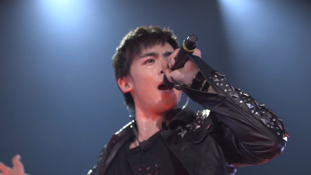 2PM Hands Up 「 Live 2012 'Six Beautiful Days' 」 - YouTube