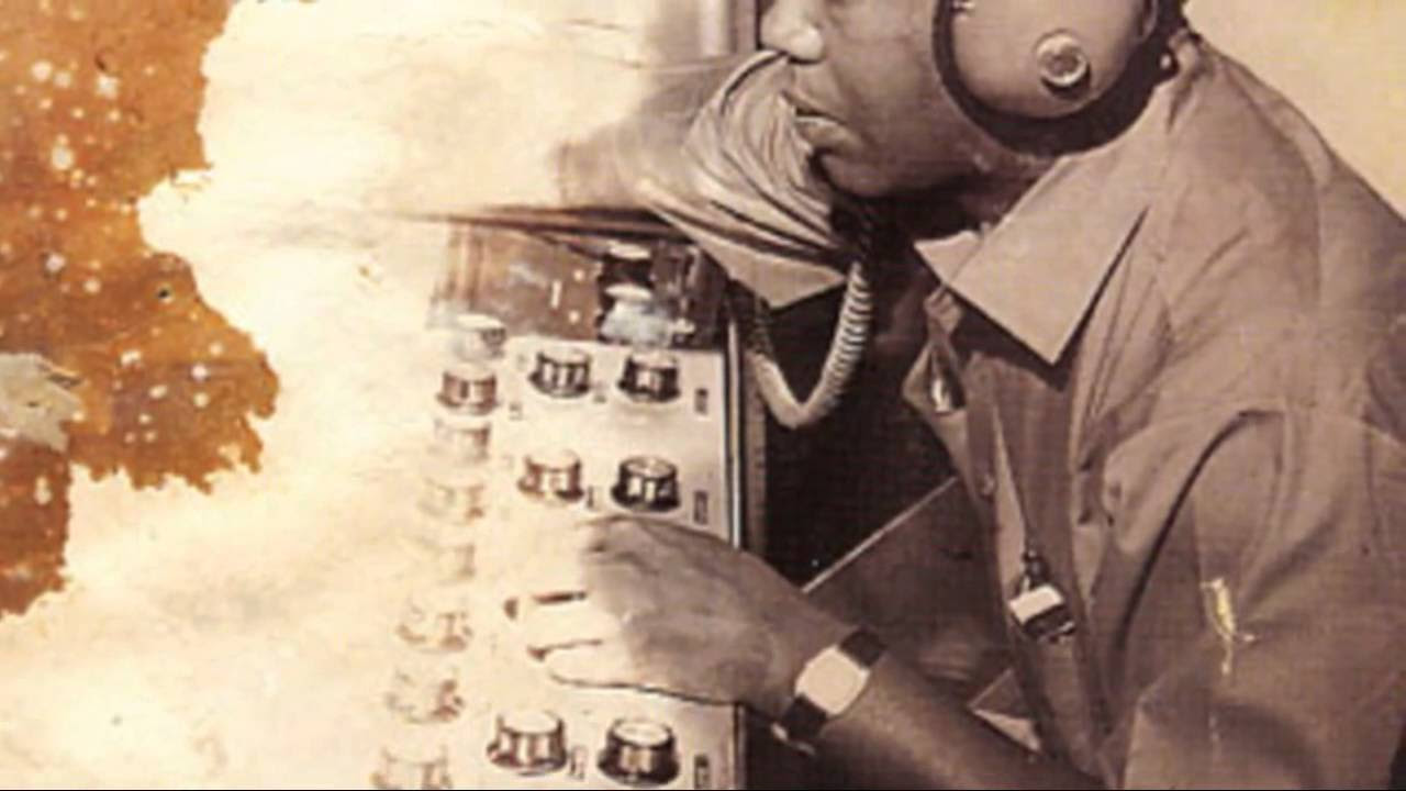 The Knights - Tipping Strings - YouTube