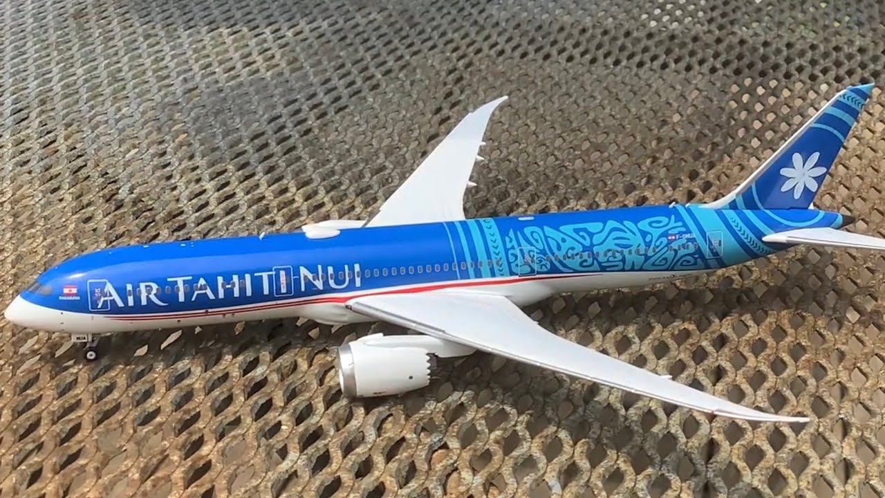 NG 1/400 Air Tahiti Nui 787-9 Unboxing - YouTube